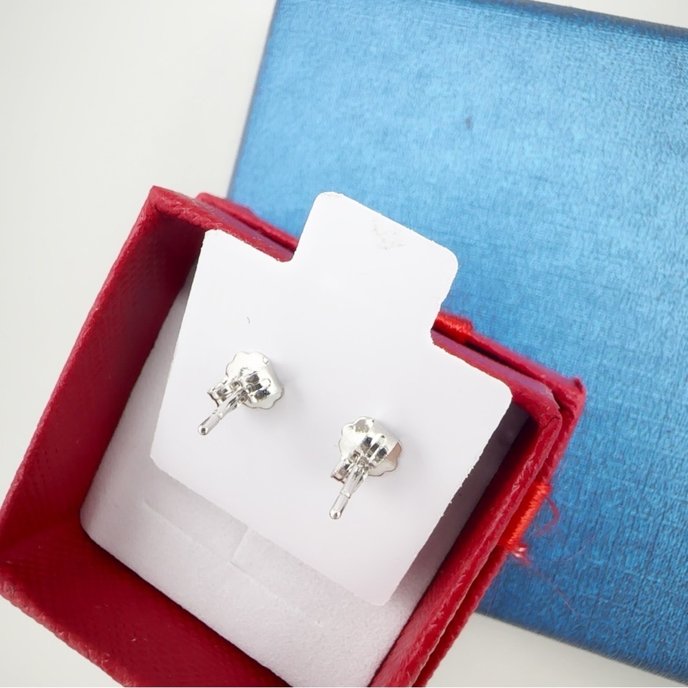 ✨ Elegant 925 Sterling Silver Cubic Zirconia Stud Earrings – 3 CT*2  5A New ✨ - Picture 7 of 8